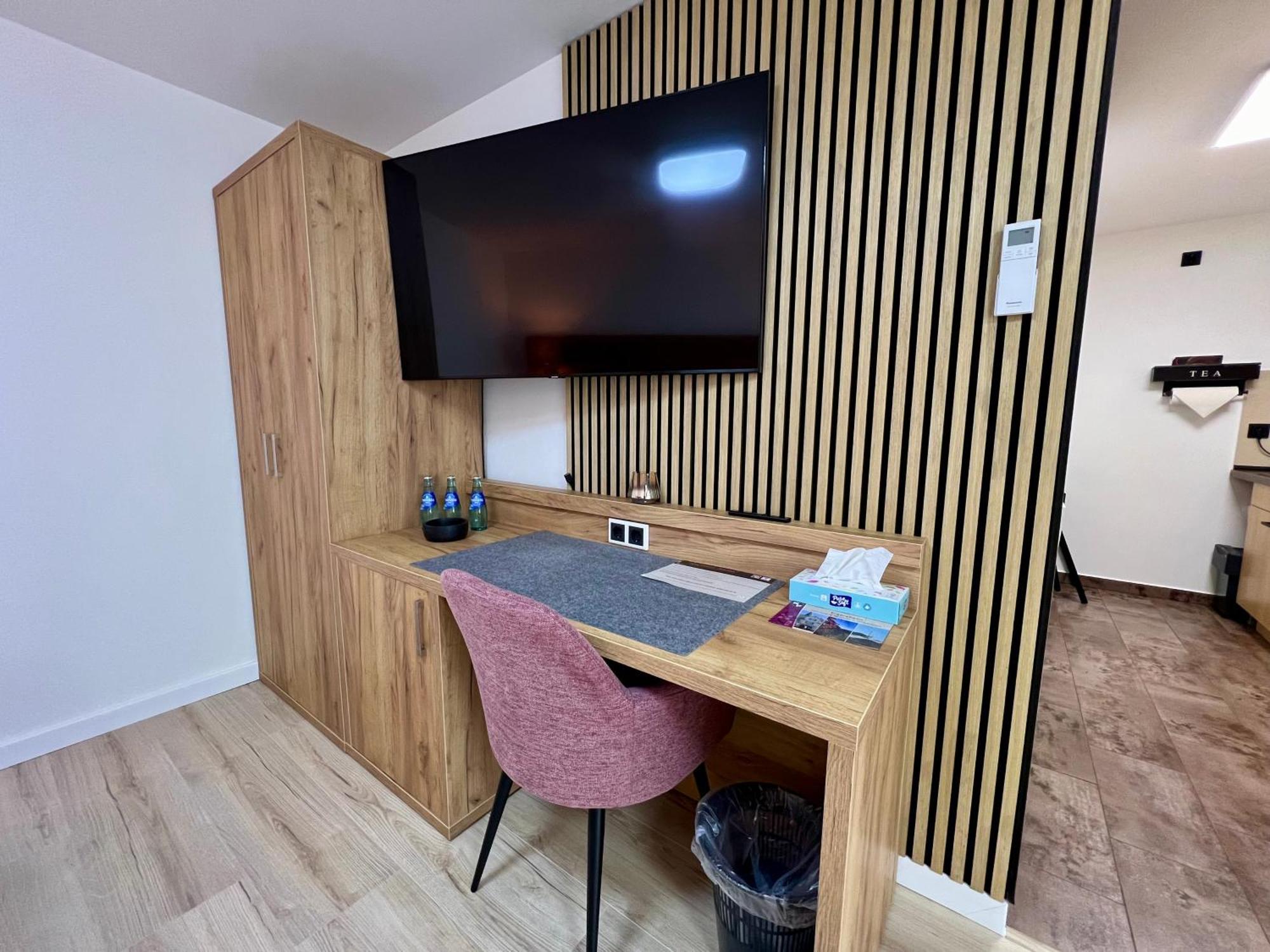 Apartment -Amalia- Mit Klimaanlage & Ueberdachte Terrasse Ergersheim 外观 照片